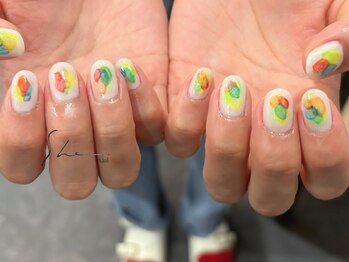 シー(SHE)/ニュアンスネイル