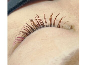 パウル アイデザイン(PAWRU eyedesign)/可愛いお目元に