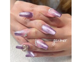 紫のマグネットネイル！