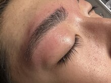 眉毛男子 新宿店/綺麗な眉毛　施術例
