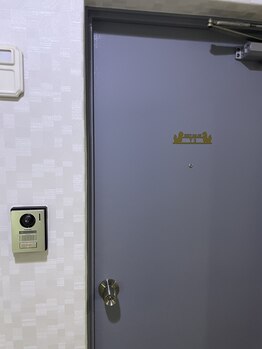 ティースリー(T3)/エレベーターで8階まで