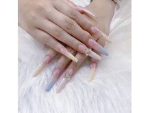 クイーンネイル 新宿(Queen nail)/ロングチップ長さ出し　デザイン
