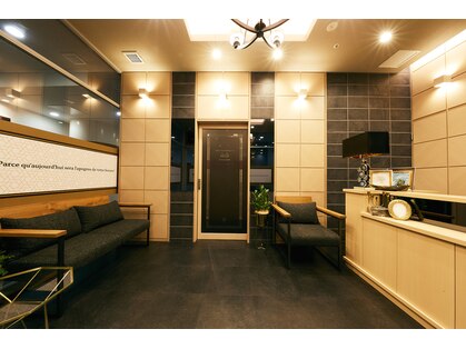 デフィー コトクロス阪急河原町店(defi)の写真