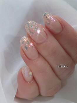 リベラ(LIBERA)/氷ネイル