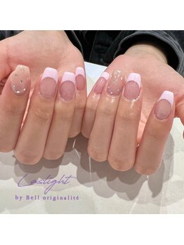 ラズライト(Laslight)/フレンチxドットネイル