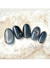 ネイルサロン クイル(QUILL)/10月ネイビー（１）