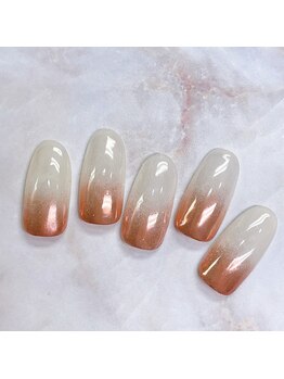 ネイルアンドまつげ リュフェール 五反田(Nail Lufaire)/根元ミラーグラデ