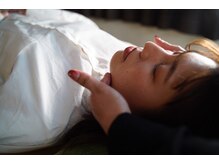 クマの冬眠 南川添店/施術風景