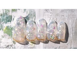 ハンド・フットネイル各7700円