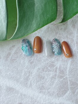 ミテソロ(mi tesoro)/2024年7月定額ネイル 6600