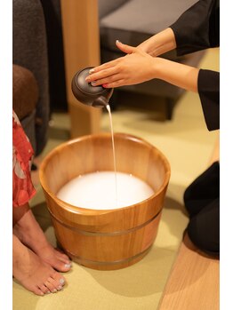 彗星蘭 浅草店/ミルクの足湯