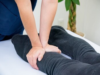 ファミリア整体院 西船橋院/施術風景