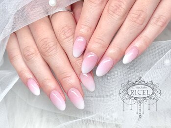 リシェル(Ricel)の写真/《シンプル×カワイイ》ちゅるんとワンカラーはオフィスネイルにも◎［新宿/新宿駅/韓国/ワンホン/パーツ］