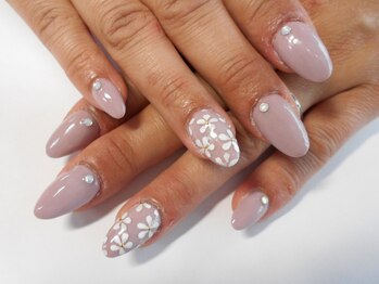 ネイルサロン グレイス(Grace)/春のグレージュカラー