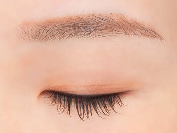 ビューティーアイラッシュ アクタ西宮店/奥二重【目を閉じた状態】