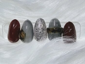 イング(+ Ing)/べっ甲ネイル