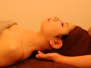 ブルーム(Bloom)/アロマリンパトリートメント