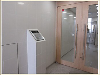 小顔専門サロン ラリューシュ(La ruche)/(2)オートロックのマンション