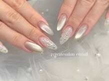 エンネイル(Ennail)/マグネット×ホワイトラメ