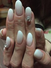 フェリーク ネイル(Feerique Nail)/シンプル90分コース＋パーツ9粒