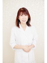 アンフィー 川西能勢口店(Une f`ee) 岡崎 真佑美