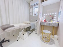 サロンドエテ(salon de ete)/明るく清潔感のあるサロン