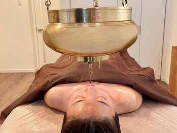 ハルシャ(HARSA)の写真/自分へのご褒美に選ばれるメニュー人気No.1*シロダーラによる贅沢なご褒美時間―。初来店の方にもおすすめ
