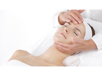 ボーテセレスト(BEAUTE CELESTE)/クリスティーナハーブピーリング