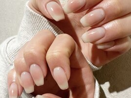 ふんわりチークネイル