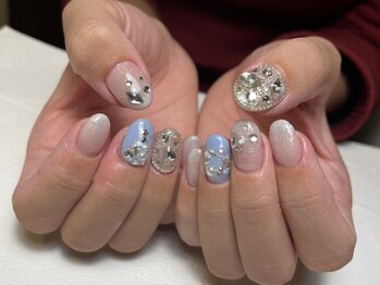 ソレイユ フロム イッツ(soleil from IT's)/クリスマスビジューネイル