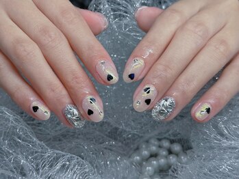 モアグラム 池袋東口店(More Glam)/ハートネイル　埋め尽くし　マグ