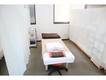 オレンジ鍼灸整体院/スペースで幅広いメニューが可能