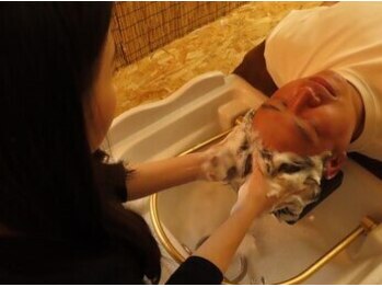 アランアラン(Alan Alan)の写真/【疲れやだるさを改善】肩首ガチガチ、頭の重い男性向けメニューご用意！忙しい毎日で抱えた疲れを徹底ケア