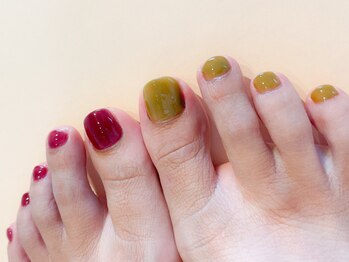 コナ(KONA)/秋ネイル 同時施術 辻堂 藤沢