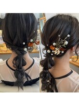 クヴェル(Kvell)/ヘアセット