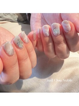 ネイルクルーノーヴル(nail Clou Noble)/グレーデザイン
