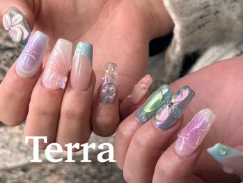 ぷっくりネイル