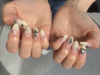 ロエン 北岡崎(ROEN)/グラデーション×クロムパーツ