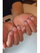 ロアナ(Roana)/フレンチグラデ＆4本フレンチ