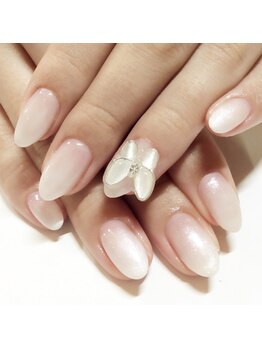 ネイルサロン アテナ(Athena)/グラデ&蝶々パーツ