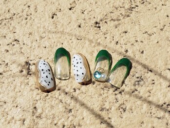 ネイルアンドアイラッシュサロンR/