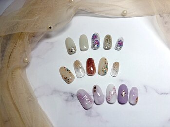 モアプラス(MORE + plus)の写真/丁寧なカウンセリングでネイル初心者さんからも信頼度◎経験豊富なスタッフが理想の指先を叶えます♪