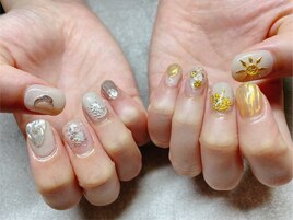 太陽月ネイル
