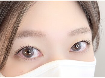 ありる/高持続まつ毛パーマ