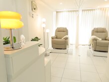 ミディ(MIDI)/《店内》