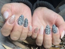 アット(Att)/ツイードネイル