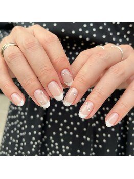 ニアウネイル(niau nail.)/French×stone