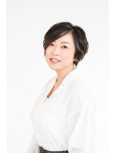 アーラ バイ ヴィアルーチェ(aLa by VIALUCE)&nbsp;古山 梓