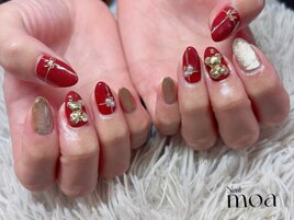 赤ネイル　クリスマス　モア