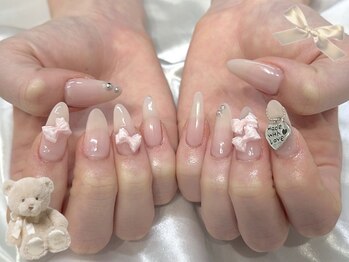 ルルシアン 代々木(luluchien)/ちゅるんベージュネイル♪